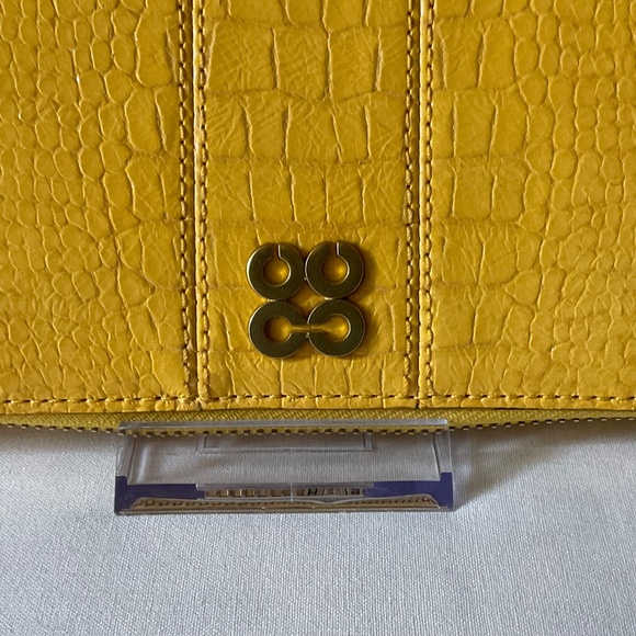 NEW Coach Accordion Embossed Snakeskin Yellow Leather Zip Wallet NWOT - Picture 14 of 15